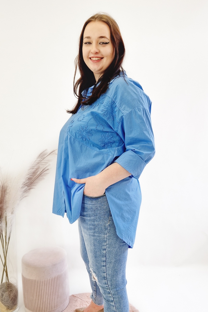 Sklep internetowy NeliNo Koszula Oversize z Haftem Niebieska - obrazek 3