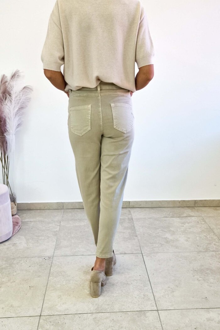 Beżowe Jeansy Damskie Mom Fit - obrazek 4