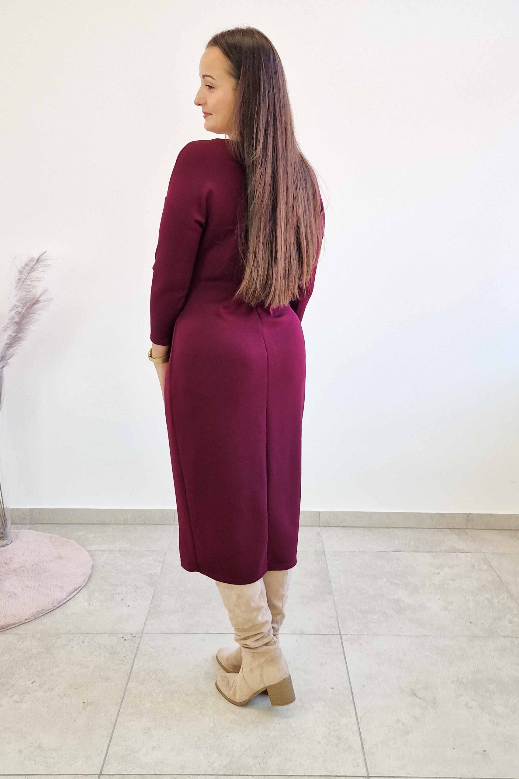 Sklep internetowy NeliNo Elegancka Sukienka Maxi Damska z Wiązaniem w Pasie Bordowa - obrazek 2