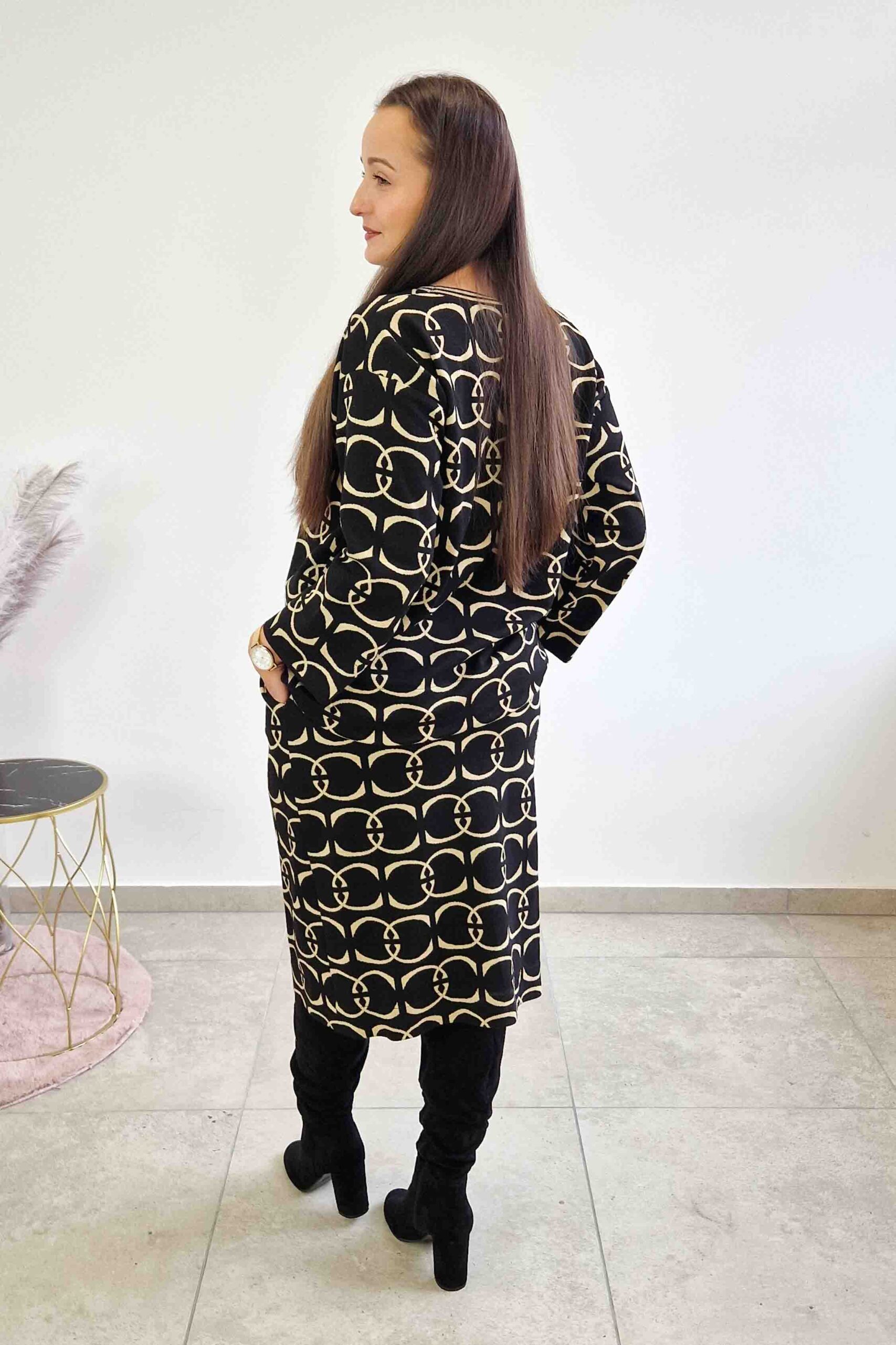 Sklep internetowy NeliNo Elegancki Komplet Glamour Bluzka i Spódnica Midi we Wzory CC - obrazek 3