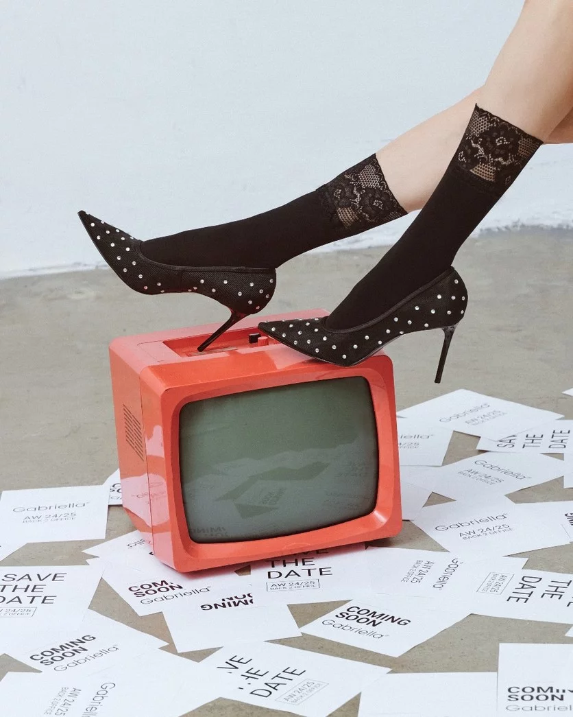 Sklep internetowy NeliNo Skarpetki Rajstopowe z Mikrofibry z Koronką Gabriella Nina Czarne - obrazek 2