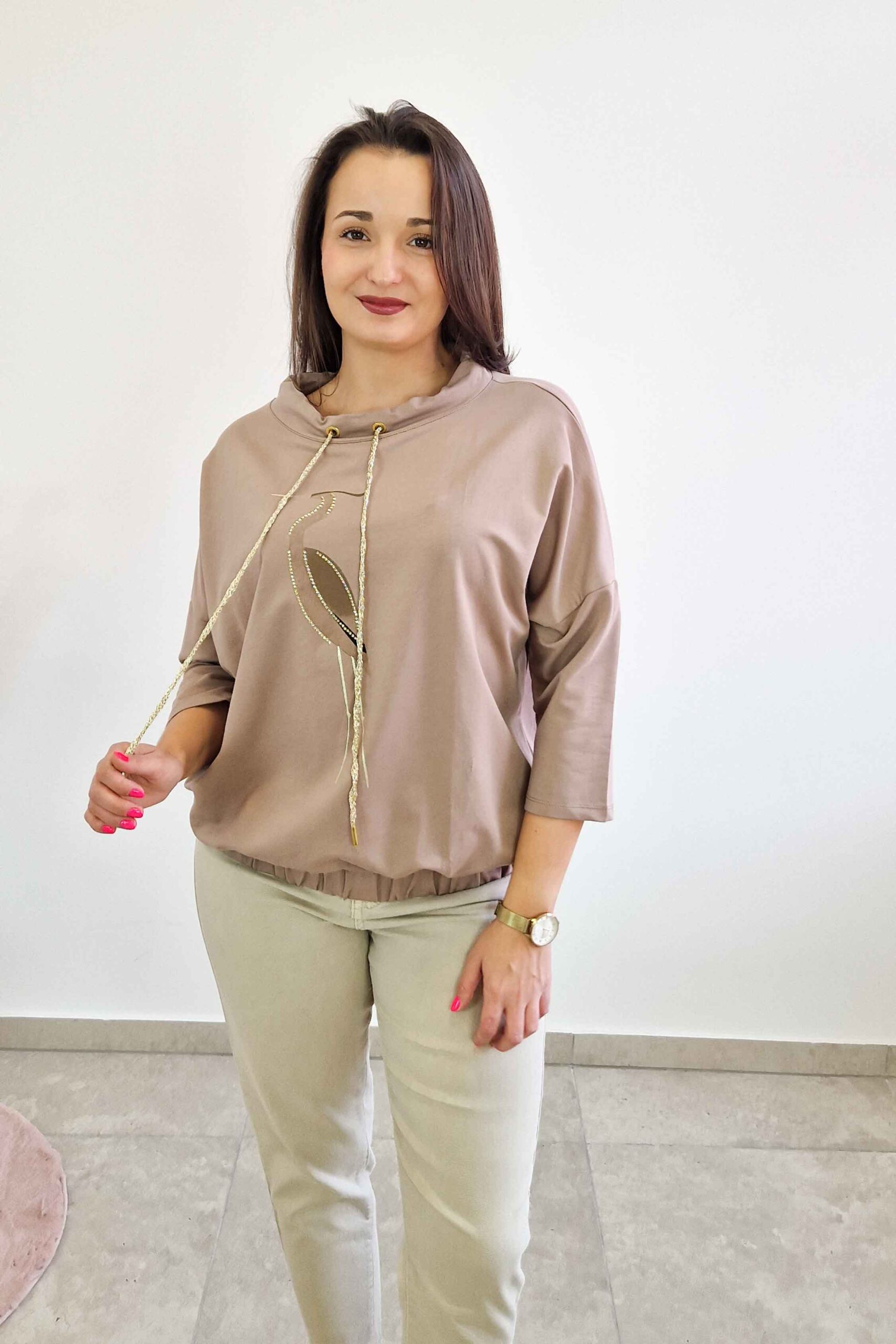 Sklep internetowy NeliNo Bluzka Damska z Czaplą Rękaw 3/4 Beżowa