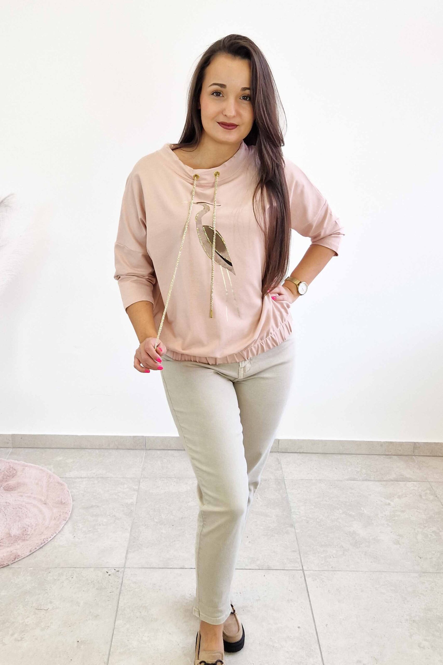 Sklep internetowy NeliNo Bluzka Damska z Czaplą Rękaw 3/4 Pudrowo Różowa - obrazek 3