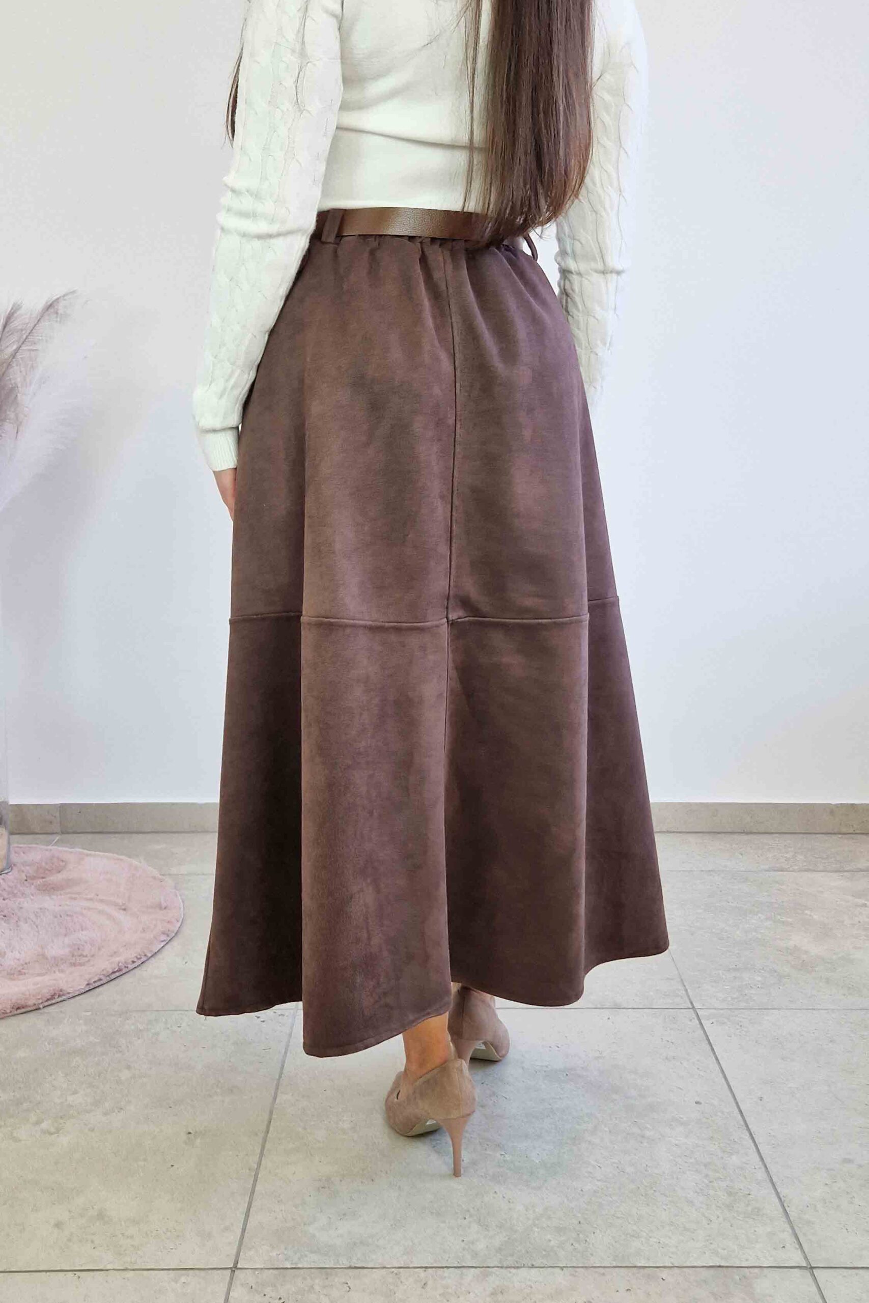 Sklep internetowy NeliNo Długa Spódnica Maxi z Zamszu Czekoladowa - obrazek 2