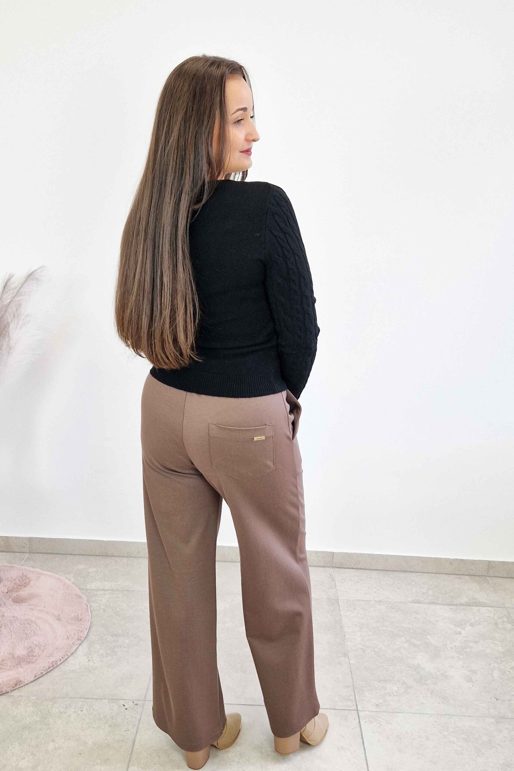 Sklep internetowy NeliNo Simili Spodnie Damskie z Szeroką Nogawką w Kant Fango - obrazek 2