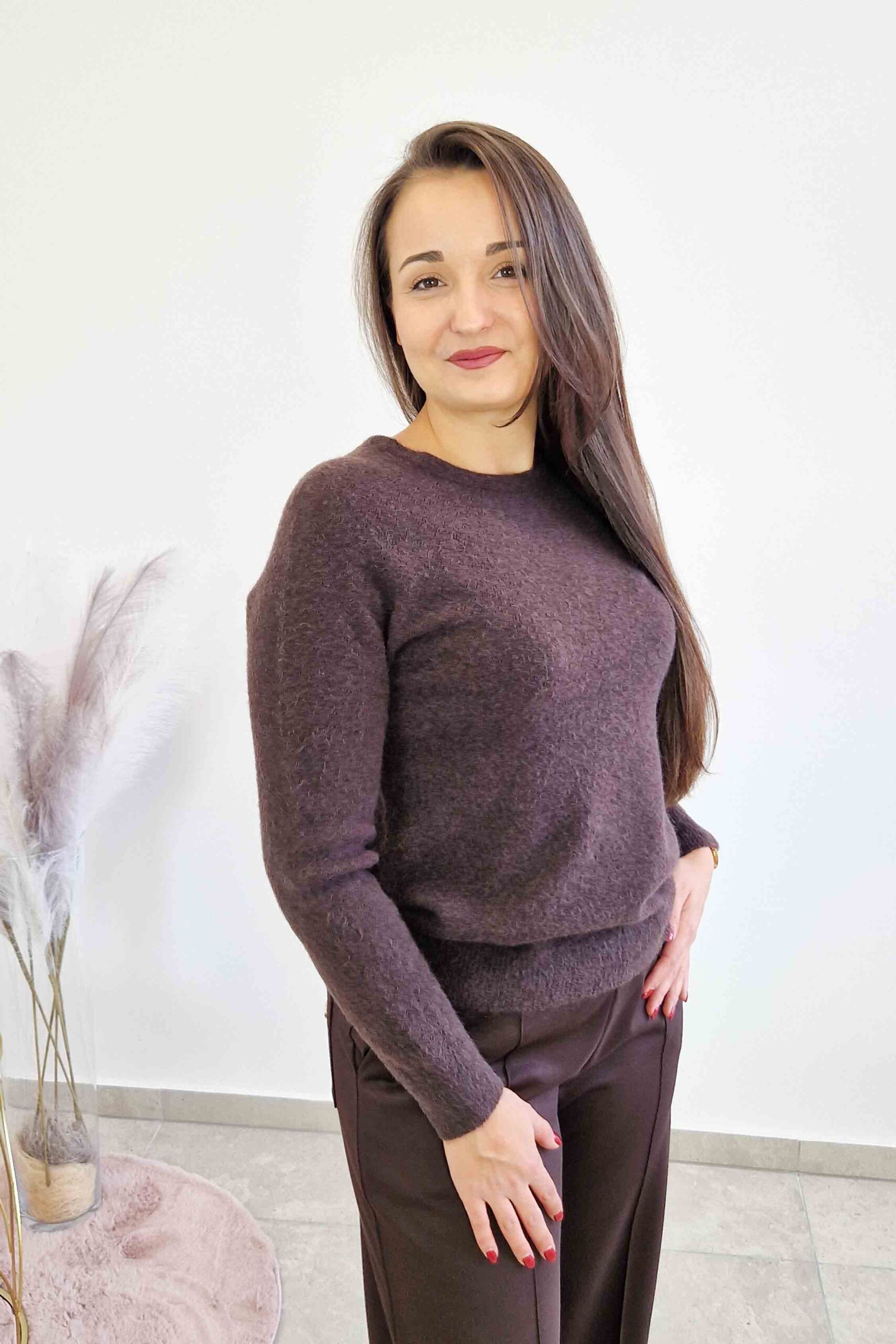 Sklep internetowy NeliNo Sweter Damski Baby Alpaca z Długim Rękawem Czekoladowy