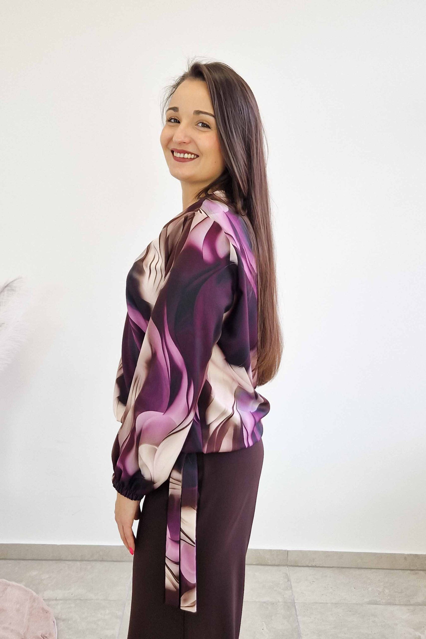 Wiązana Elegancka Bluzka we Wzory z Gumką - obrazek 3