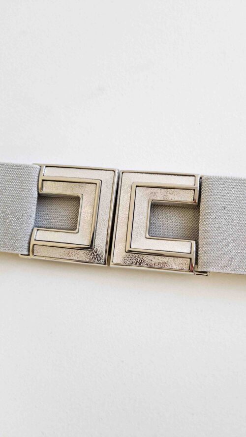 Elastyczny Szeroki Pasek Damski z Ozdobną Klamrą C Srebrny