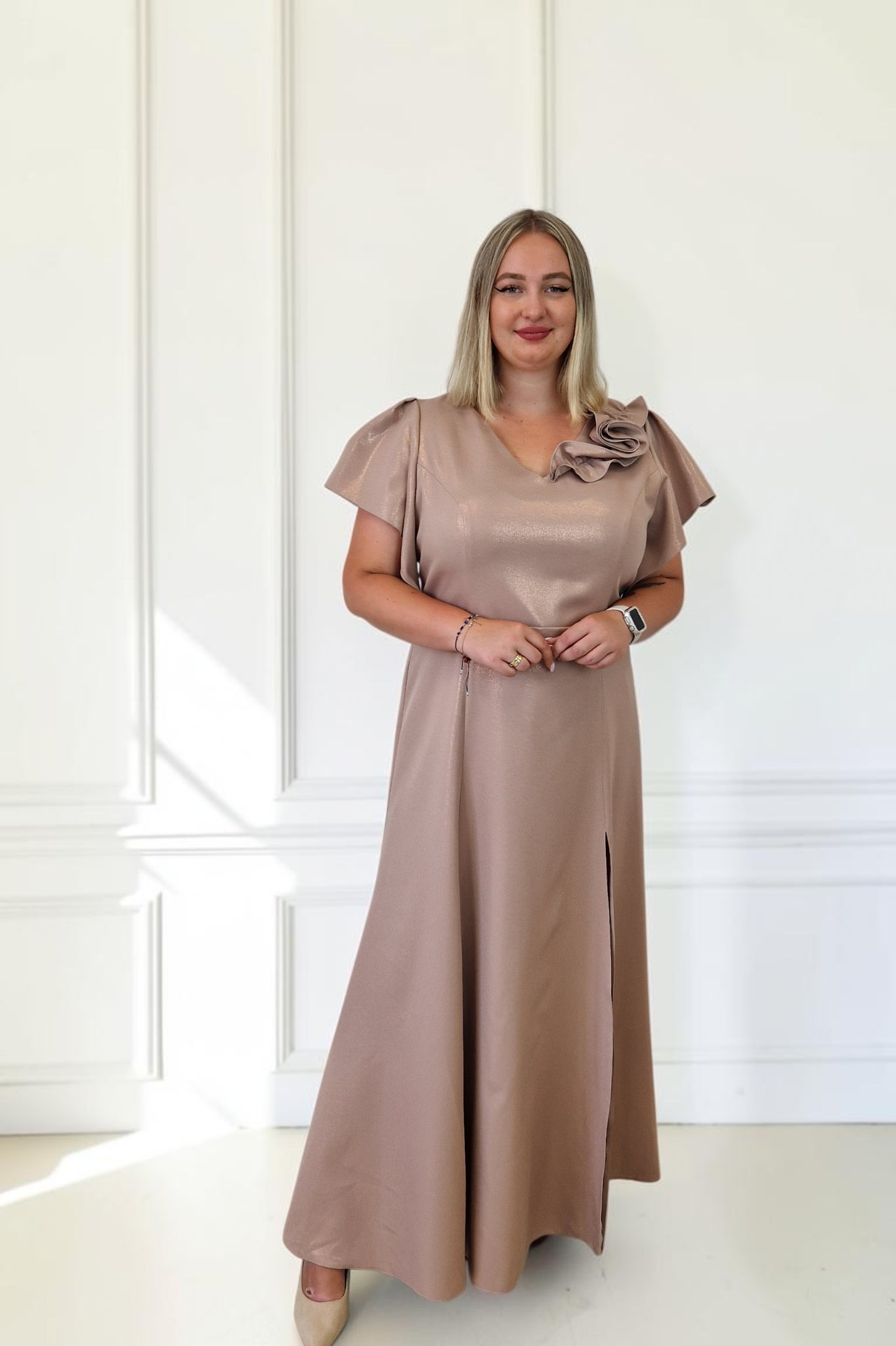 Sklep internetowy NeliNo Elegancka Sukienka Maxi z Połyskiem Róża Fango